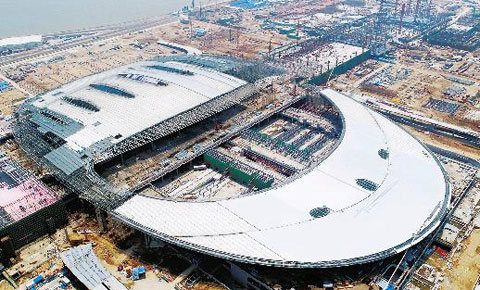 Border clearance, transport buildings joined in mid-air