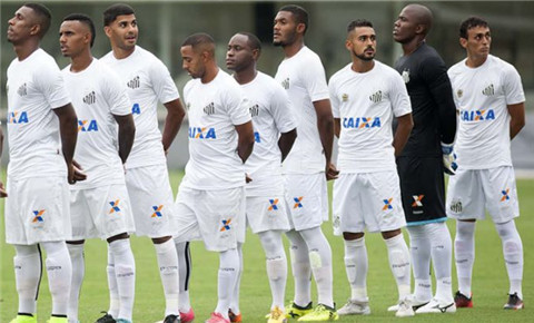 Brazil soccer pros face Guangzhou teams in Zhuhai