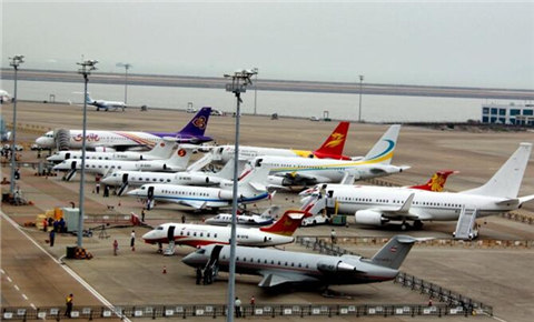 AirAsia flyers from Gongbei bypass Macao customs