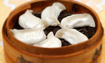 Steamed crab dumplings