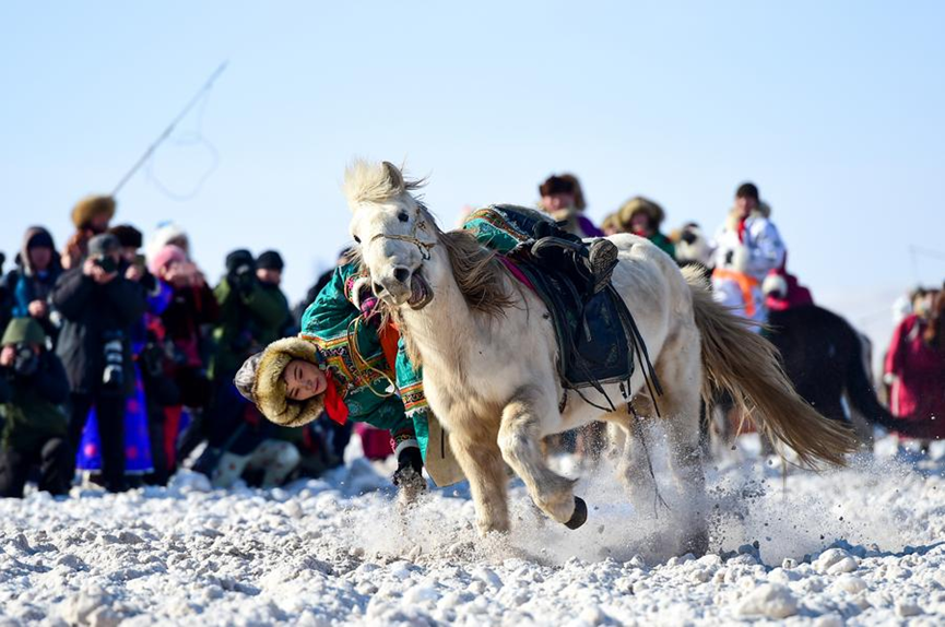 Mongolian horsemanship amplifies grassland tradition