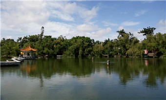 The West Lake Park in Leizhou