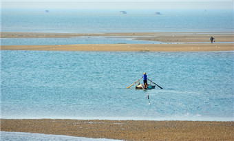 Beautiful Zhanjiang: shores of the Shijiaobu Sea