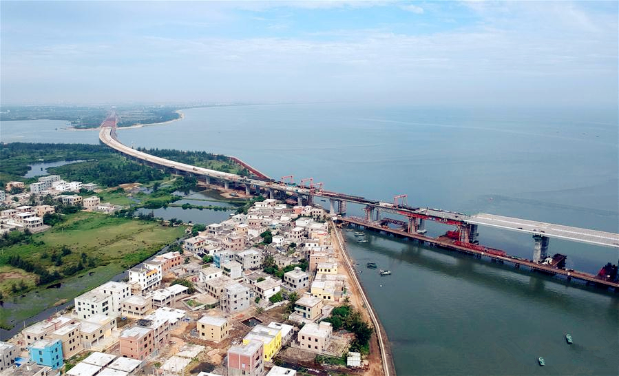 Puqian Bridge in Hainan scheduled for completion before 2019