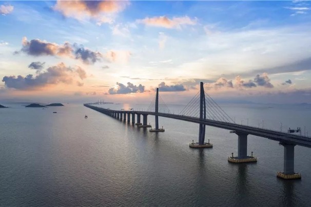 China unveils development plan for Guangdong-Hong Kong-Macao Greater Bay Area