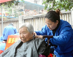 Spirit of Lei Feng lives on in Liuzhou 