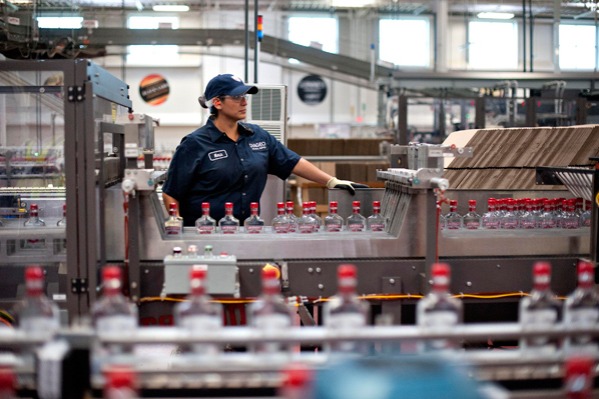 Jiangsu spirit company signs agreement with Diageo