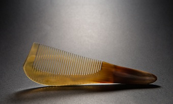 Ox horn combs