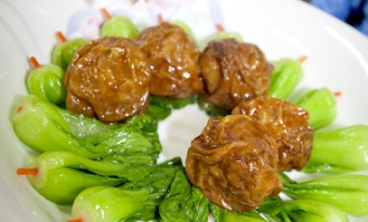 Fried gluten puffs in water