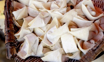 Wonton with three fresh delicacies