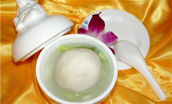 Stewed Spanish mackerel fish ball with soup stock (高汤鲅鱼丸/Gao Tang Ba Yu Wan)