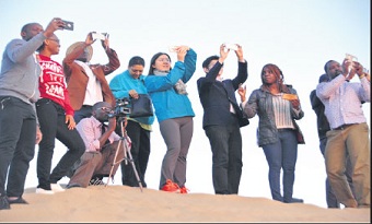 Catching a sunrise in the Kubuqi dunes