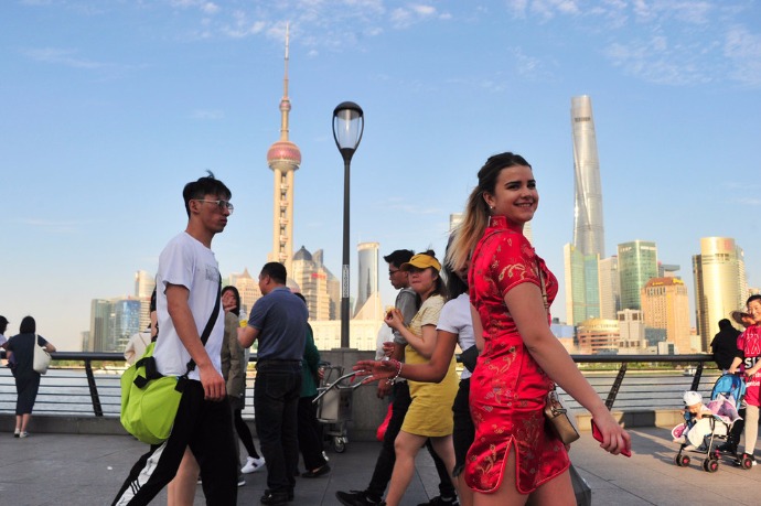 Shanghai shows strongest consumption ability in China