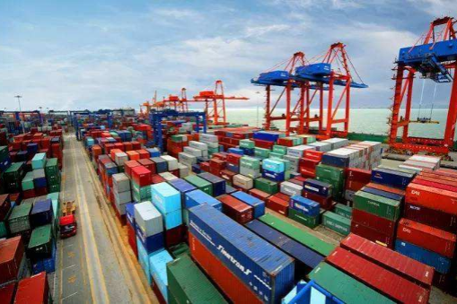 Fujian's foreign trade grows 6.8 percent in H1