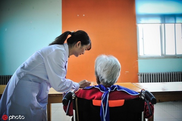 China promotes nursing services for debilitated senior citizens