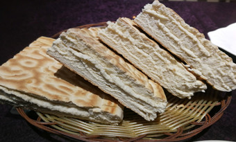 Hard Flour Pancake (锅盔/Guokui)