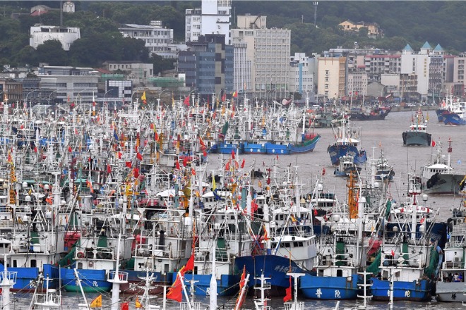 Zhejiang battens down the hatches for typhoon