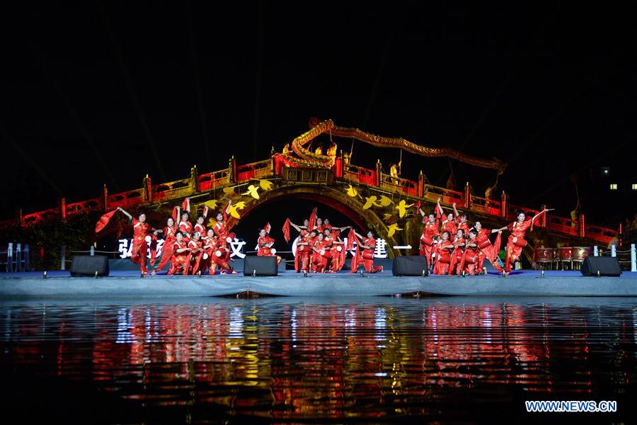 CHINA-ZHEJIANG-NINGBO-NIGHT GALA (CN)