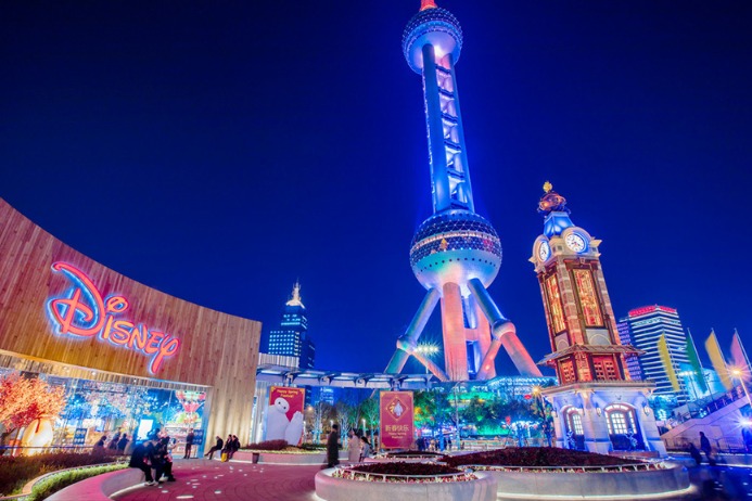 Shanghai launches new city passes to boost tourism