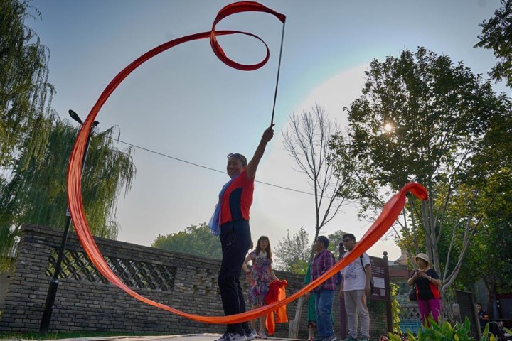 Journalists invited to visit Qianmen area in Beijing