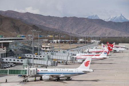 New airport apron goes into operation in Tibet