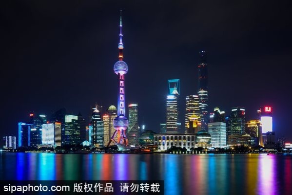 ‪Shanghai announces bevy of policies to support local enterprises