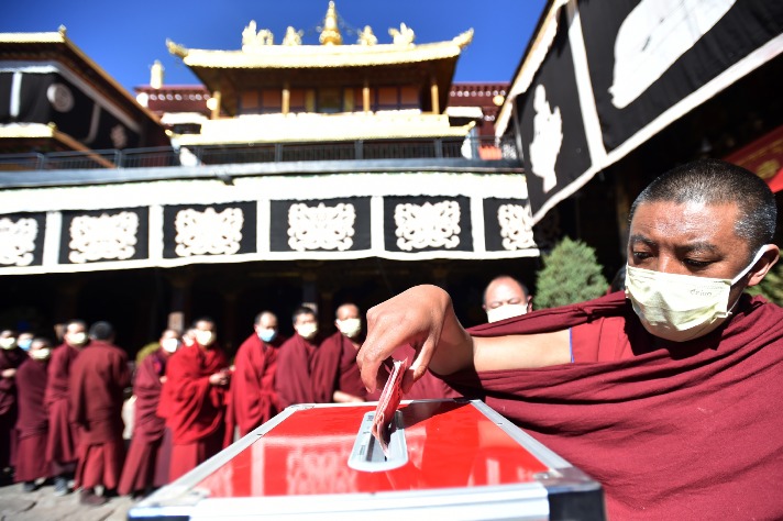 Lhasa to gradually reopen religious venues