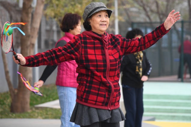 Masks outdoors no longer necessary in Beijing