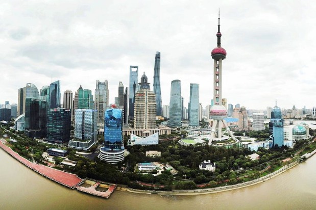 Shanghai narrows its contraction