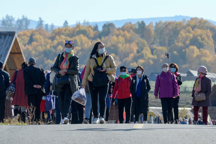 Xinjiang spurs tourism revival after overcoming virus outbreak