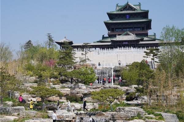 Horticultural expo park hits the spot for tourists