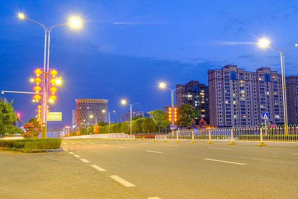 Lao people appreciate China-aided lighting system