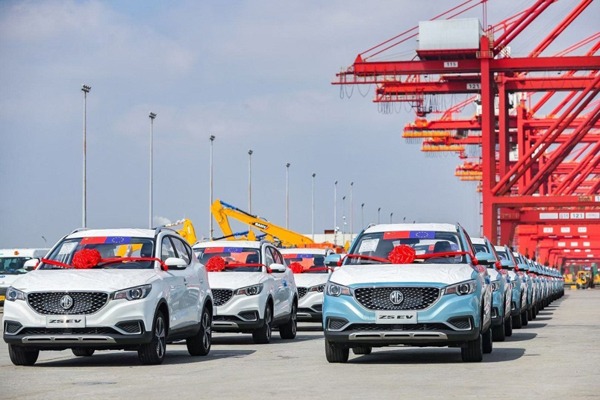 Shanghai auto exports thrive at start of year