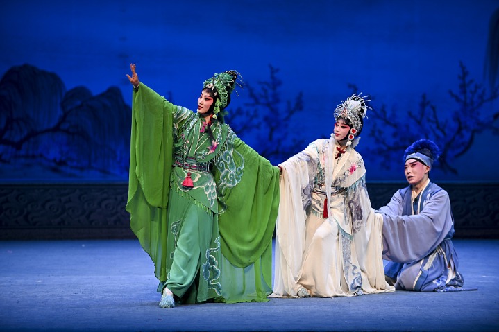 Classical Wuju Opera staged in Zhejiang