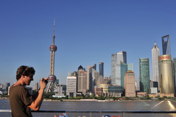 Shanghai broadens definition of expatriate high-end talent