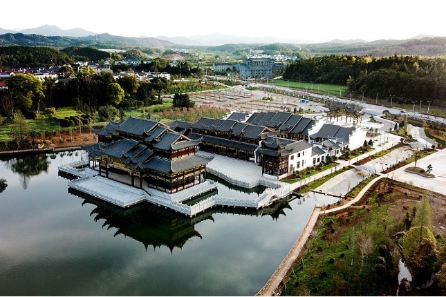 Stunning views of a wooden waterside platform in Jiangxi