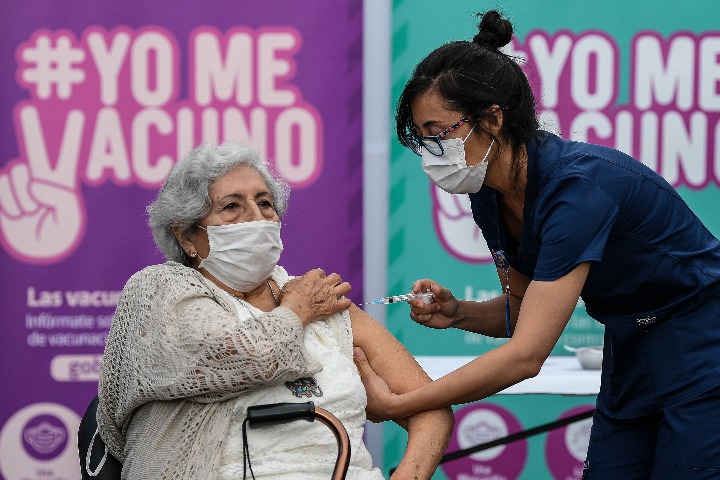 Protecting world through Chinese vaccines