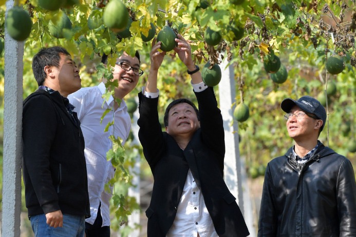 Traditional Chinese medicine takes effect on poor village