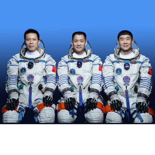 China to send 3 astronauts to space station