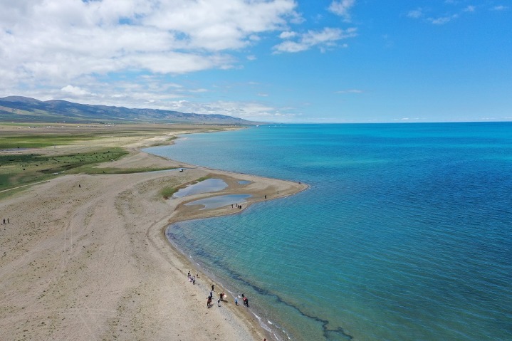 Natural landmark welcomes ideal appreciation time