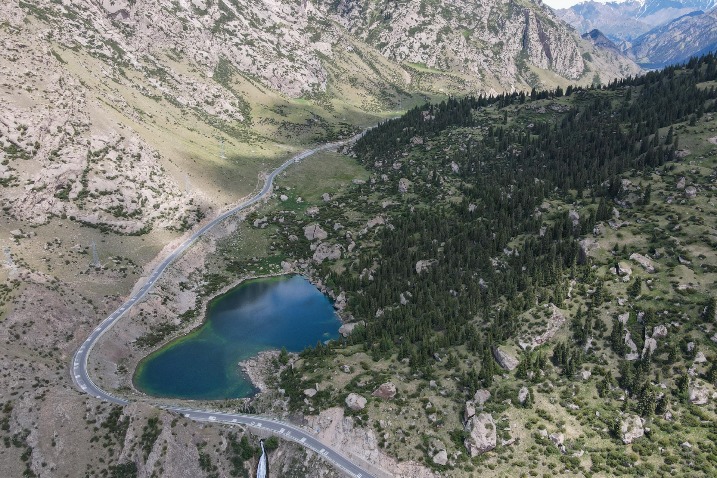 Scenery of Duku Highway in Xinjiang