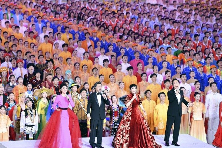 China holds art performance to celebrate CPC centenary