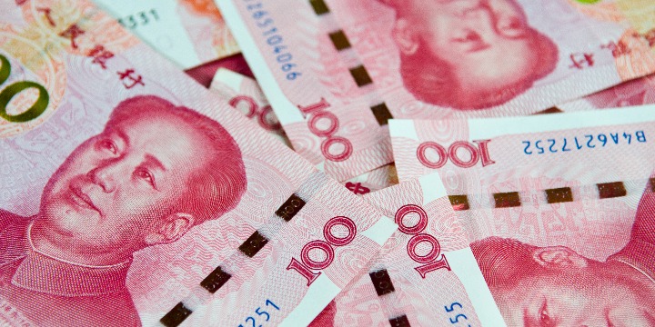 Central banks up reserves of RMB to a high