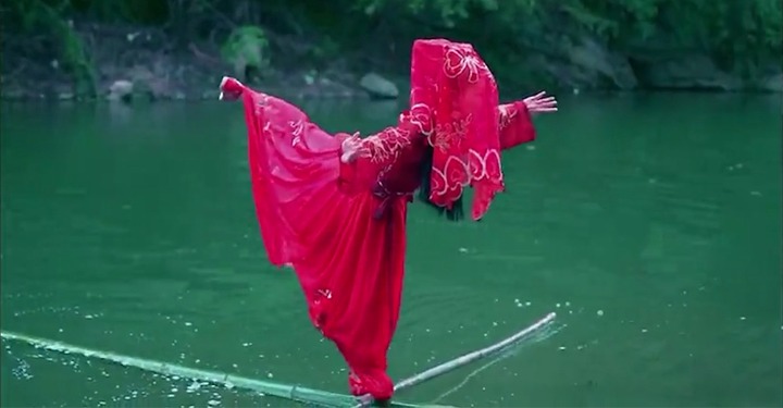 Traditional bamboo drifting given modern spin in Guizhou