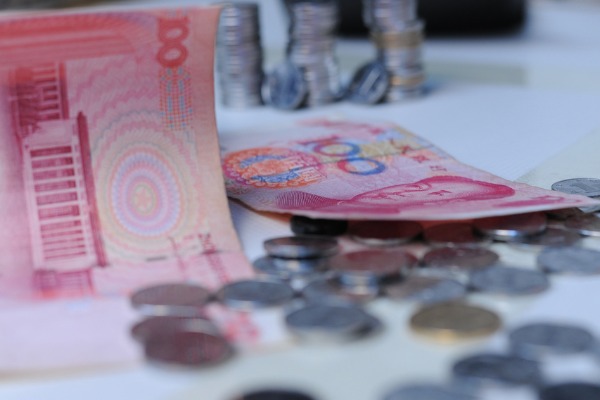 New yuan loans rise in Shanghai in H1