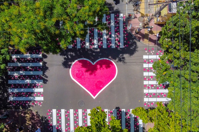 Crosswalk in Jinan goes viral