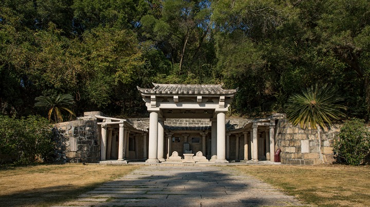 Islamic Tombs