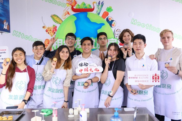 International youth celebrate Mid-Autumn Festival, International Peace Day