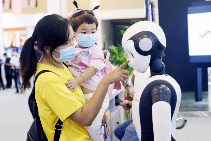 China aims to be hub of global robotics industry