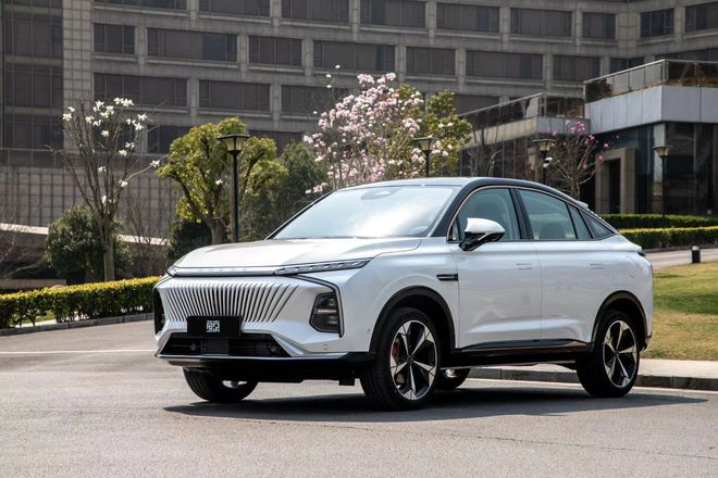 SAIC Roewe starts presales of SUV Jing